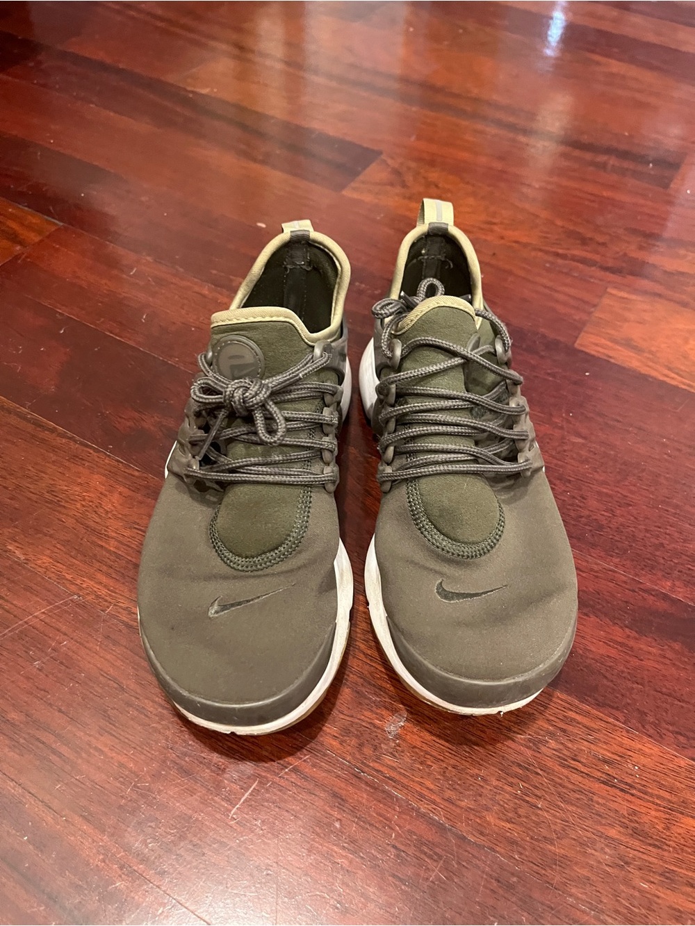 Nike Olive Green Gum Sole Presto - Picture 3 of 6